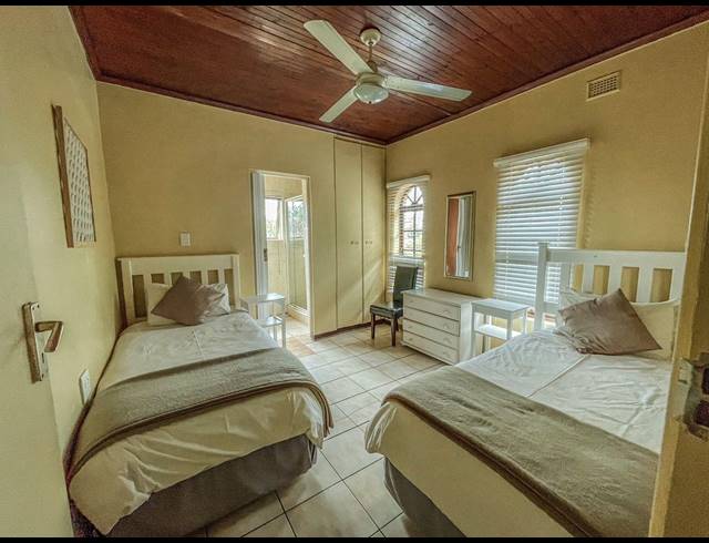 10 BEDROOM HOUSE FOR SALE IN PANORAMA
